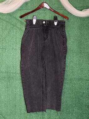 Nasty Gal Collection Black Acid Wash Pleated High Rise Jeans US 6
